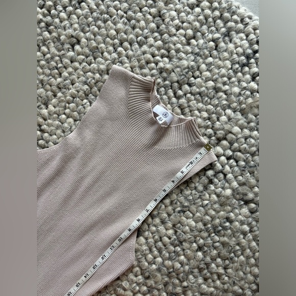 Ribbed Sleeveless Beige High Neck Midi Dress - Picture 4 of 7